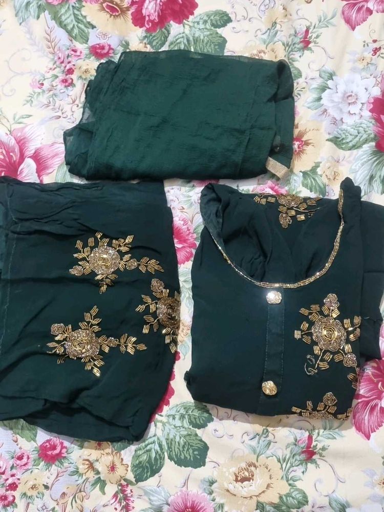 Elegant Green Embroidered Salwar Suit