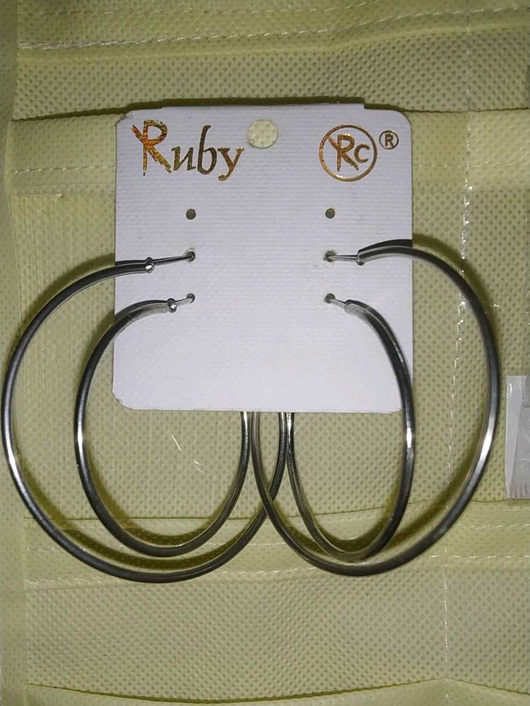 Classic Hoop Earrings Set