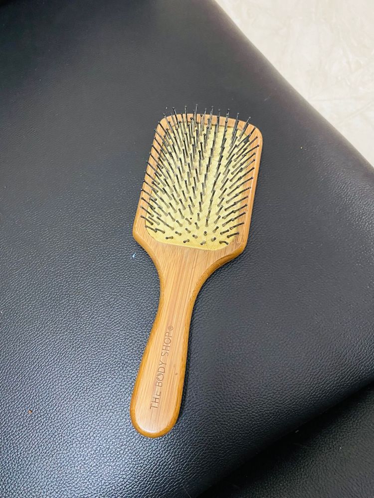 Comb - BODY SHOP