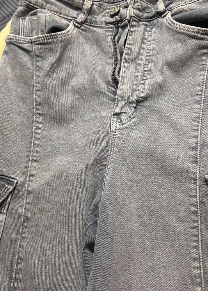 Stylish Grey Cargo Jeans