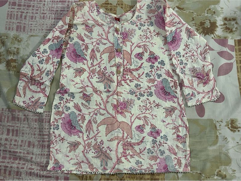 Beautiful Floral Print Kurta