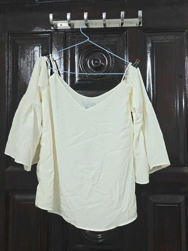 H&amp;M Off-Shoulder Bell Sleeve Top