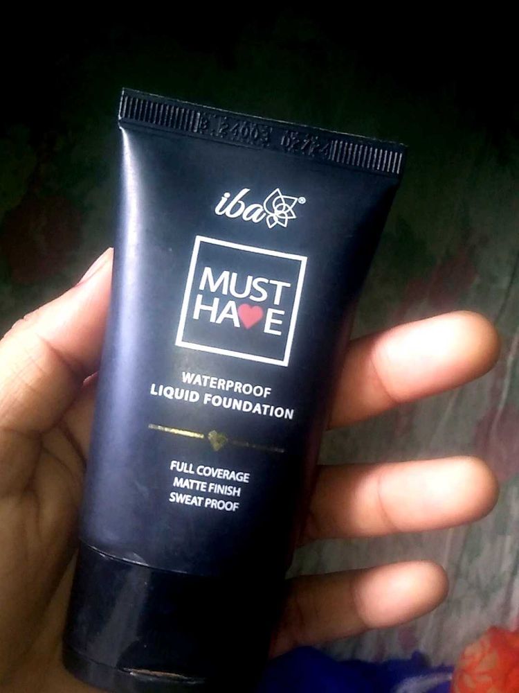 Iba Must Have Waterproof Liquid Foundation