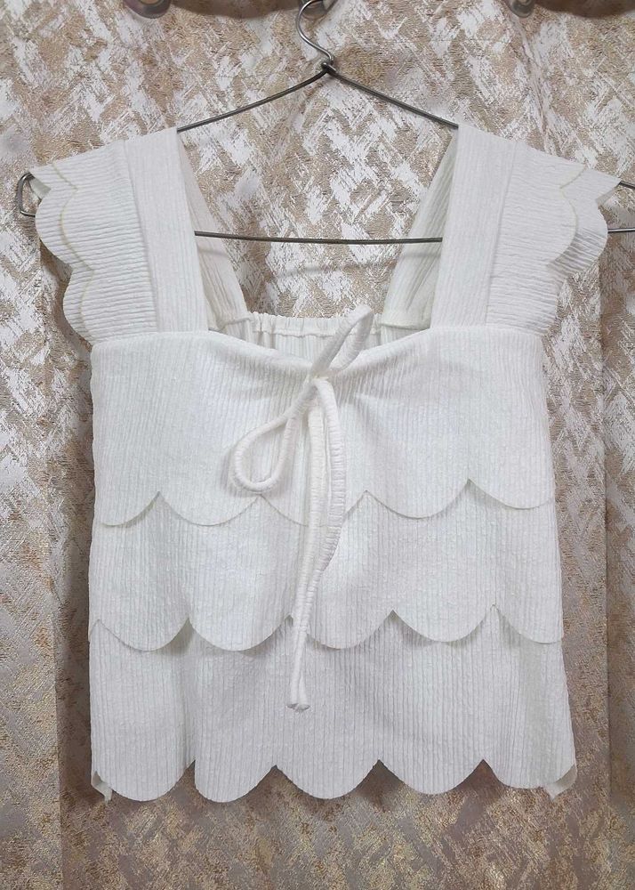 Cute White Scalloped Top