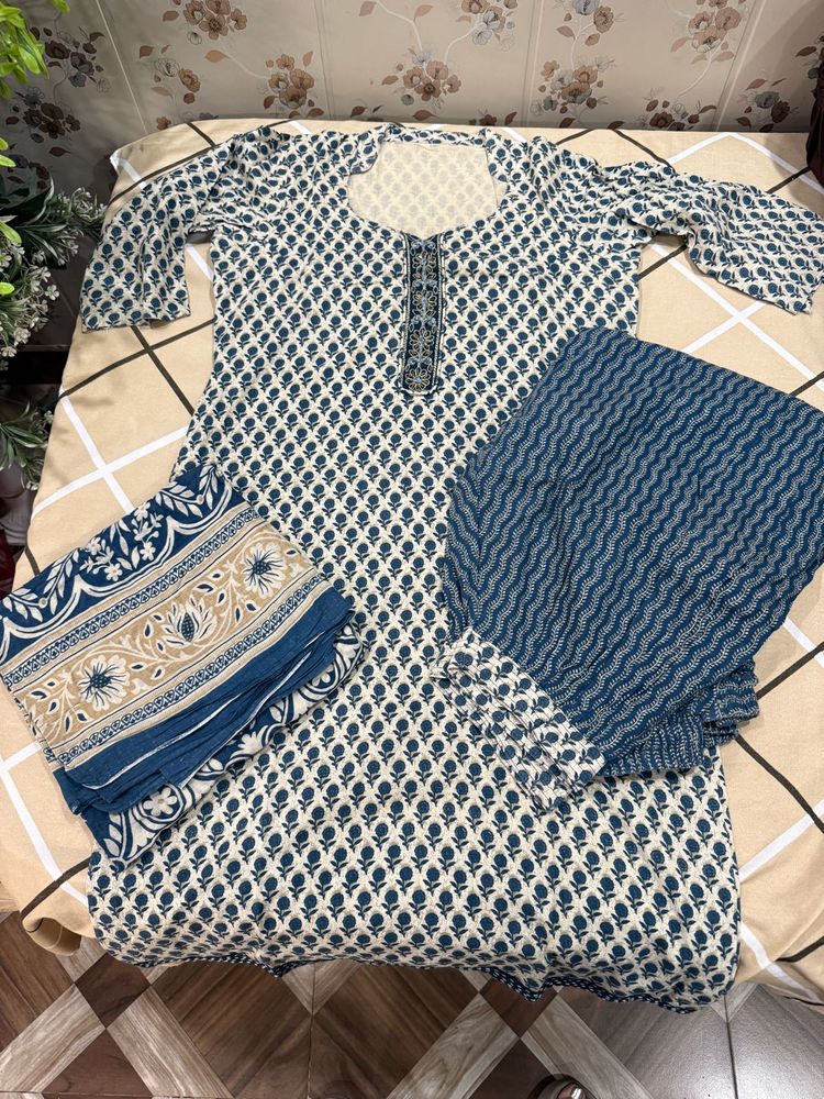 Stylish cotton Kurta Set with Dupatta😍