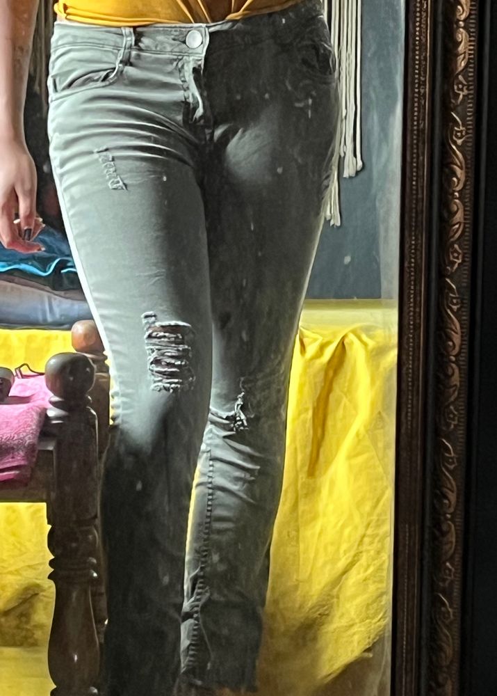 Max Khaki Light Green Ripped Jeans