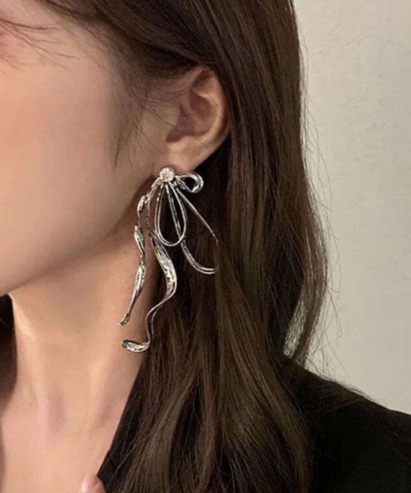 Silver Bow/Ribbon Drop Earrings Statement piece