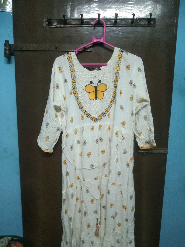 White Kurta with Butterfly Print