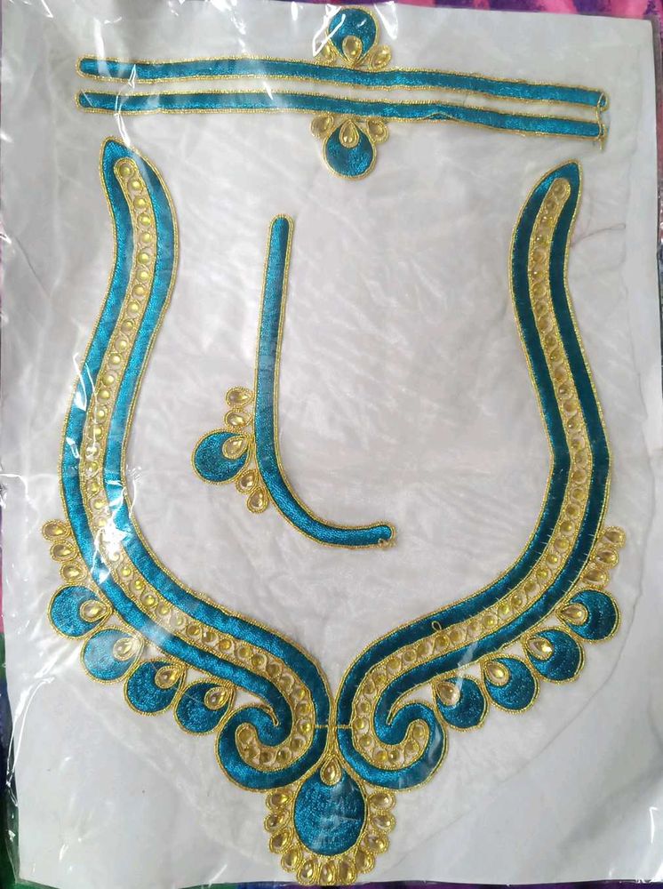 Blouse Applique Patch