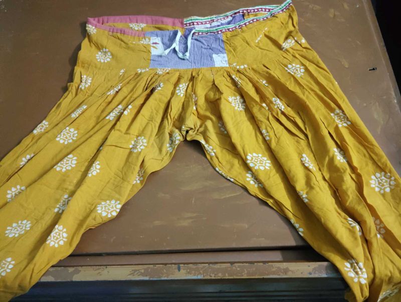 Women's Yellow Printed Palazzo Pants dupatta
