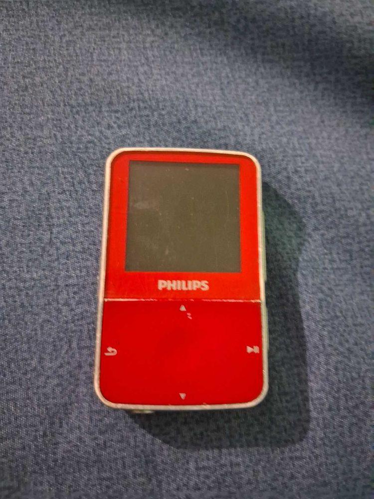 Red Philips MP3 Player - not working