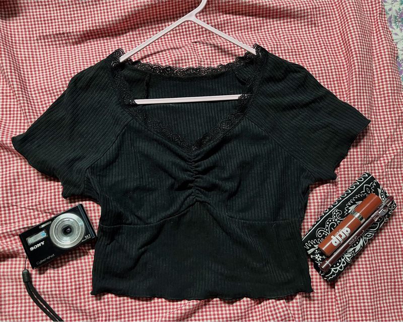 Black Y2K Lace Camisole Top