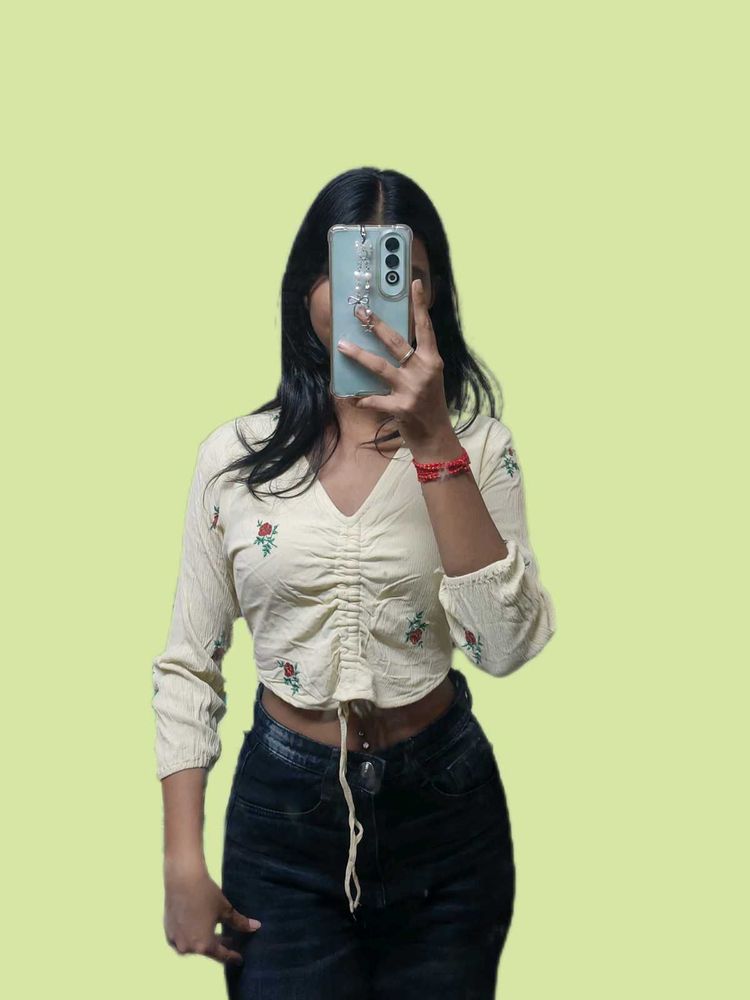 Trendy Ruched Floral Crop Top