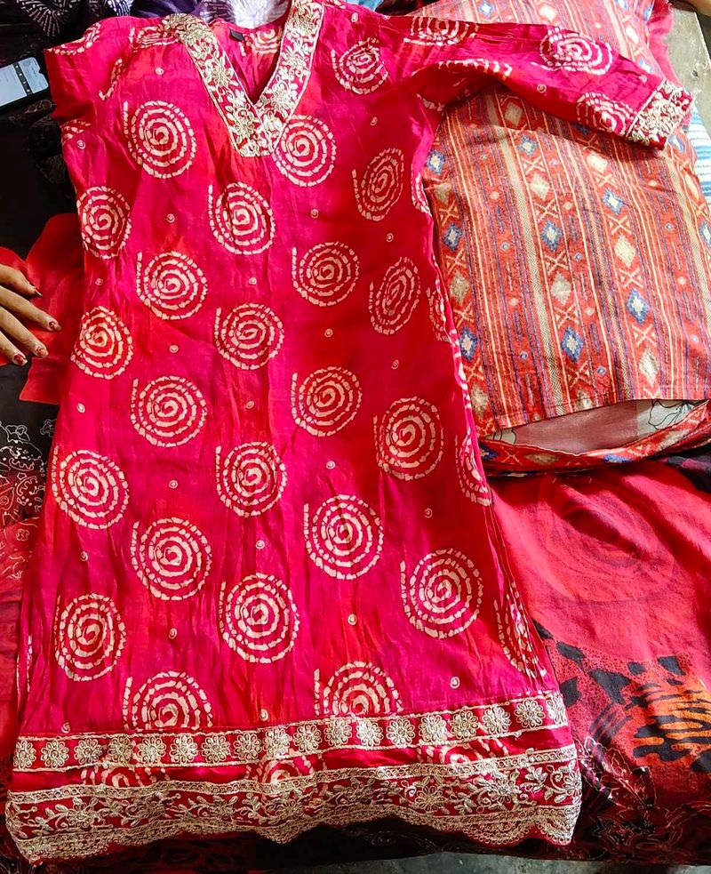 Vibrant Pink Kurta with Swirl Print