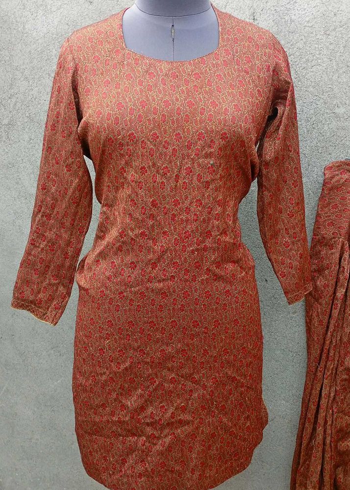 Semi Winter Shalwar Kamiz Set