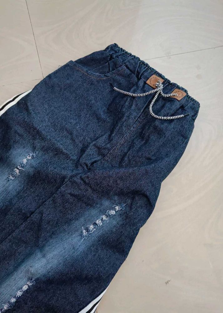 Stylish Blue Denim Jeans