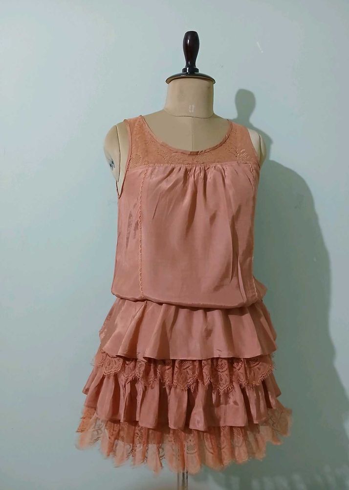 Chic Rose Ruffled Lace Dress