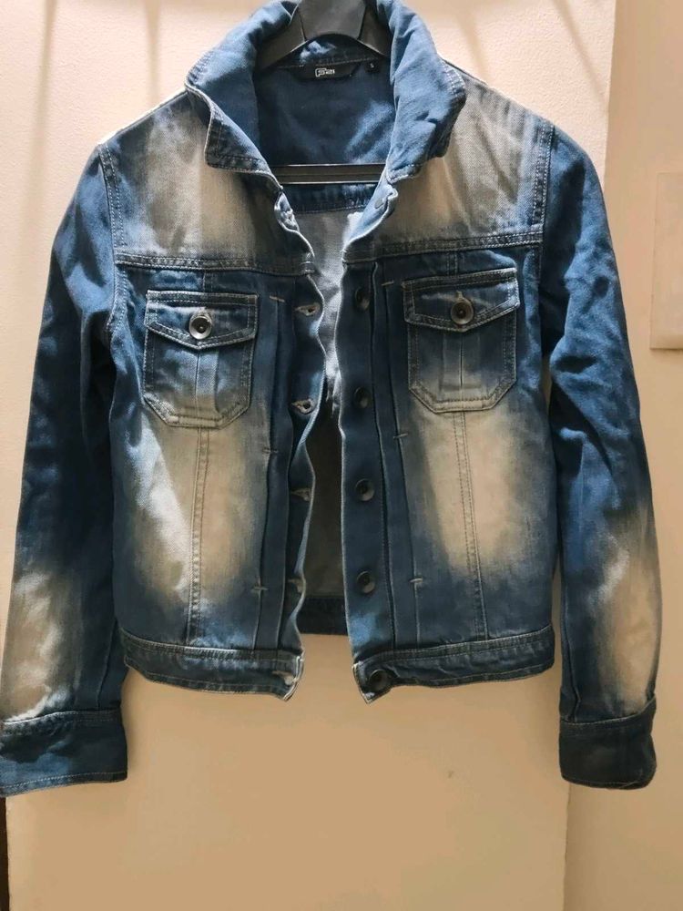 Stylish Blue Denim Jacket