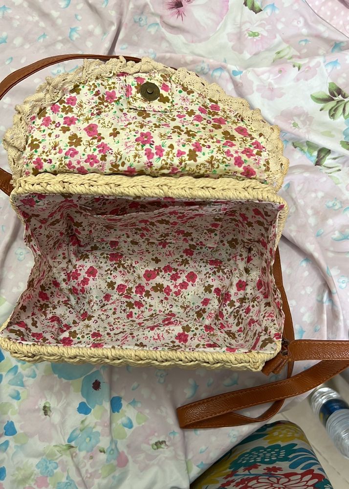 Beige Crotia Sling