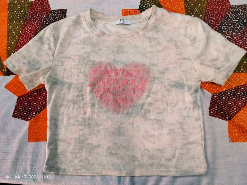 Graphic Heart Print Tie-Dye T-Shirt