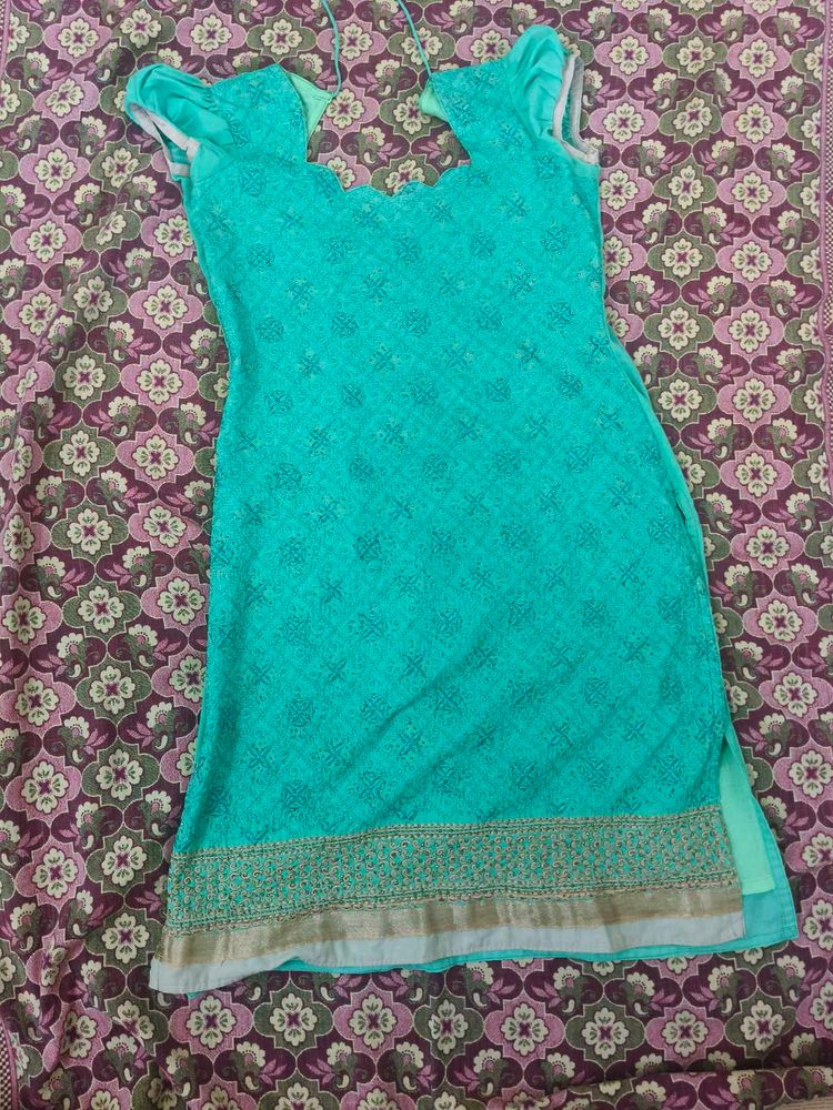 Elegant Teal Embroidered Kurta