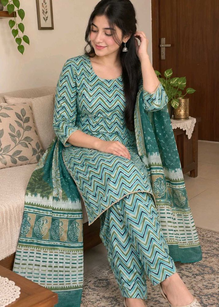 Teal Chevron Print Kurta Set with Dupatta