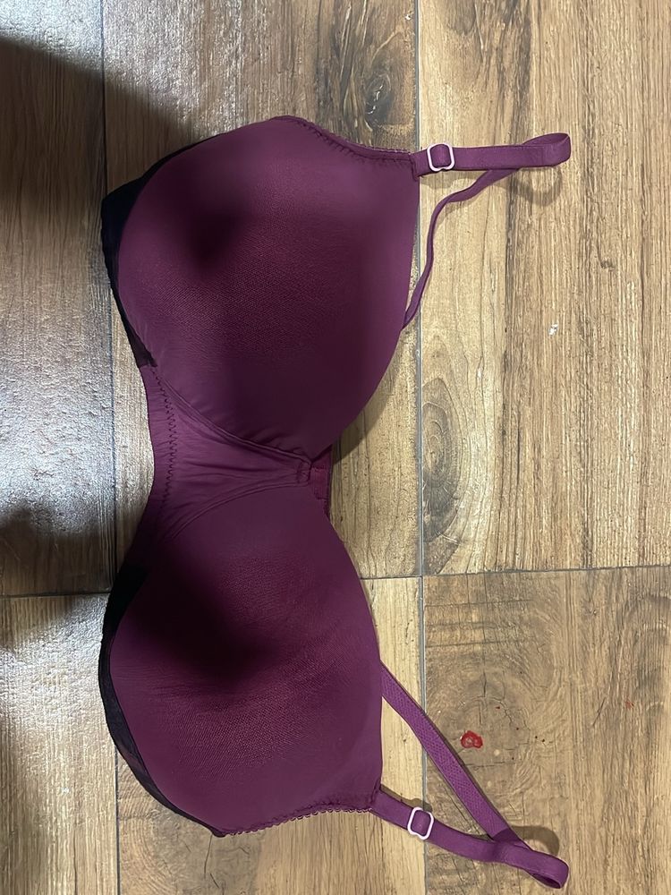 Price Dropped …..Maroon N Black Color