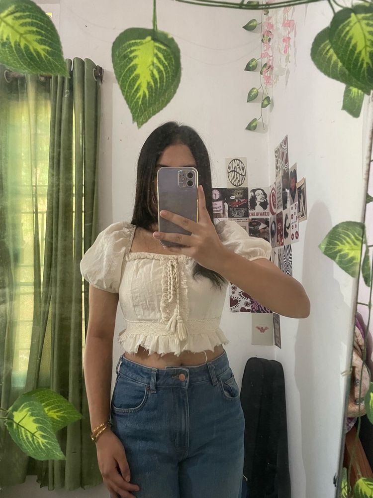 Cream Cropped Puff Sleeve Top