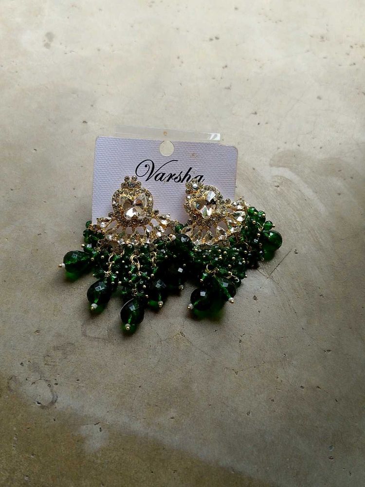 Elegant Emerald Dangle Earrings