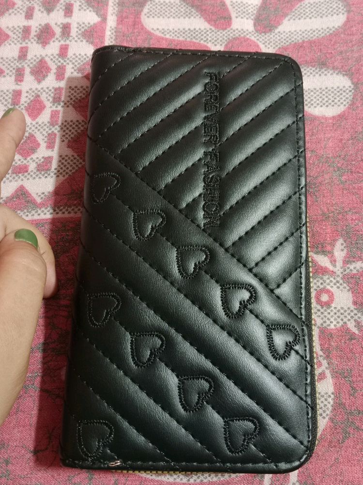 BLACK PURSE