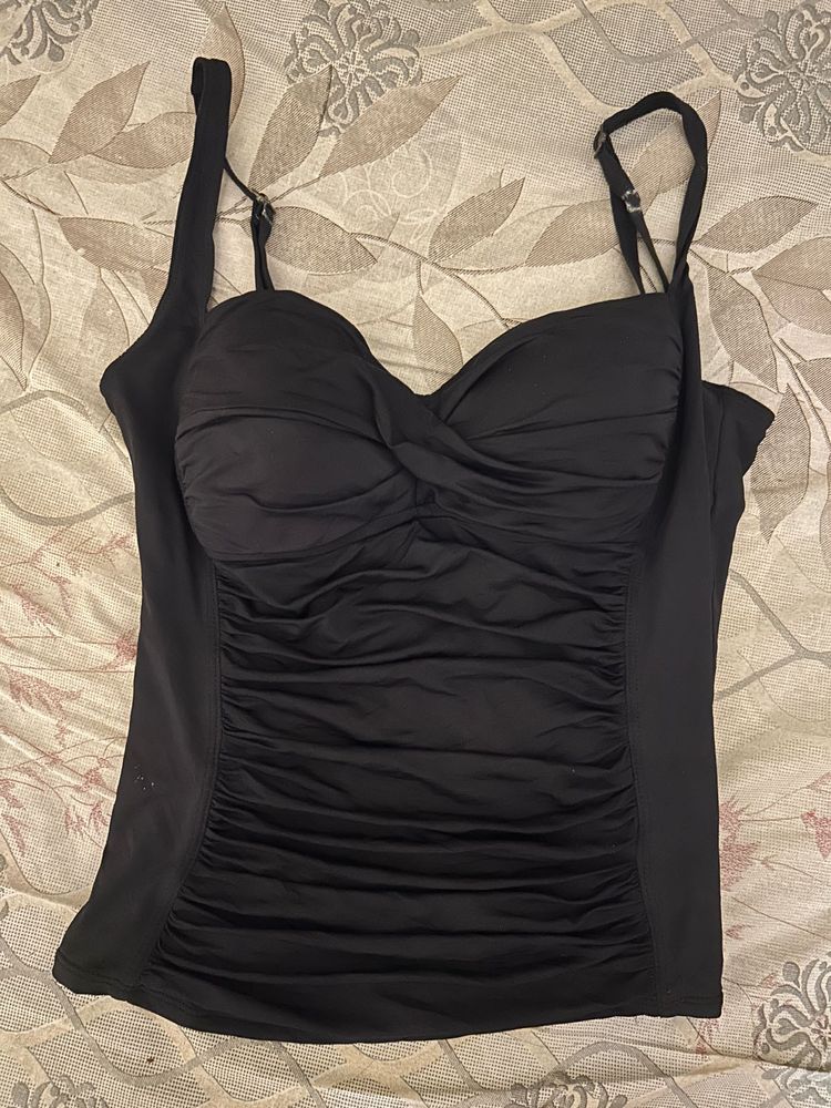 Chic Ruched Black Tank Top