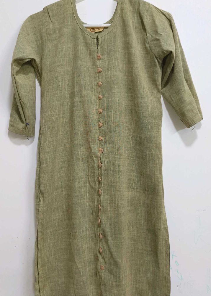 Aura Kurta