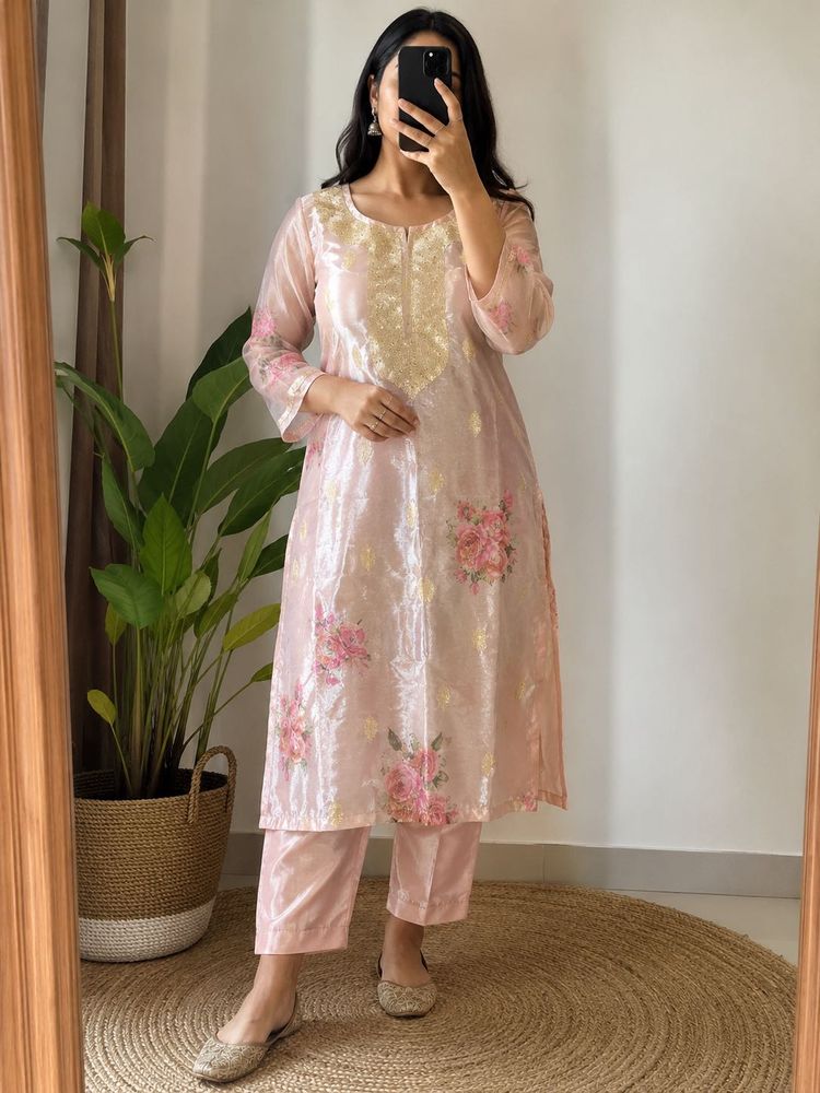 Elegant Pink Floral Kurta