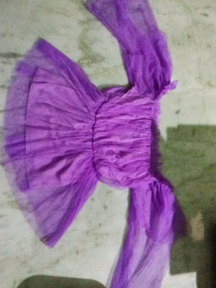 Streachable New Violet Coloured Fashion Top
