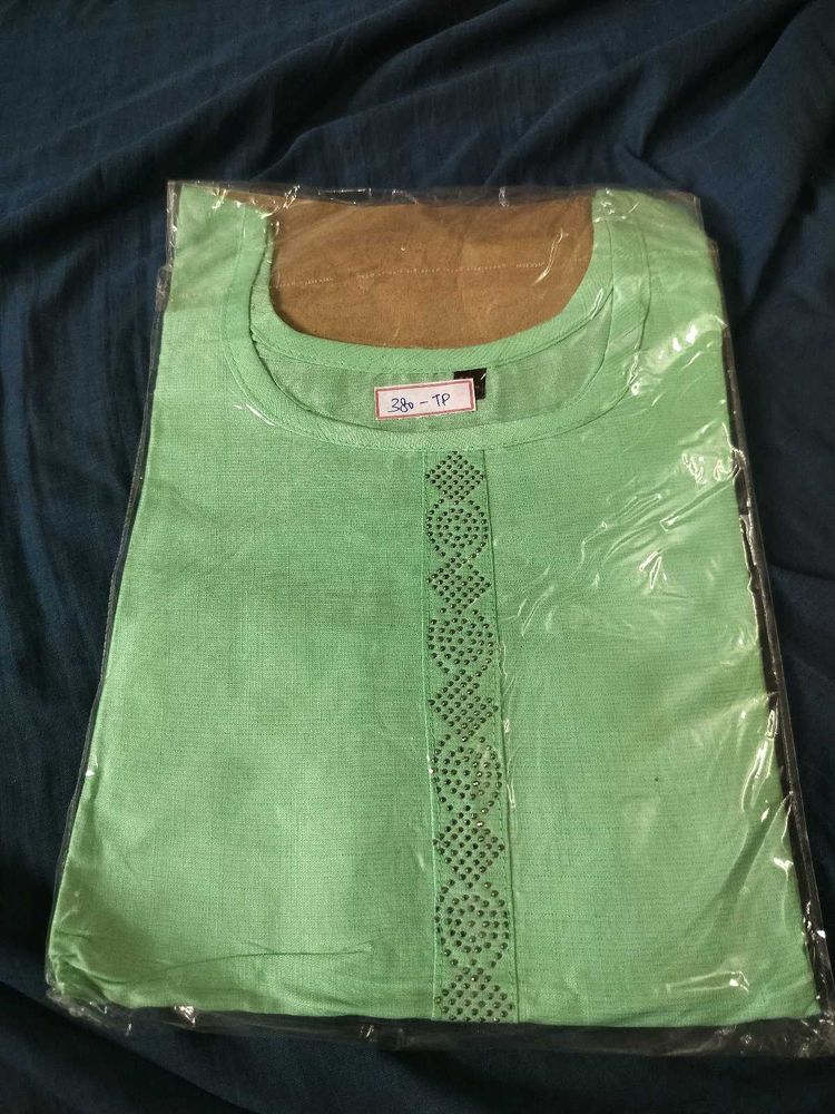 Light Green Embroidered Kurta (combo of 4)
