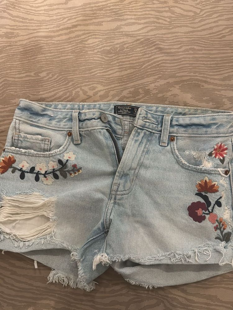 Abercrombie Denim Floral Embroidered Frayed Shorts
