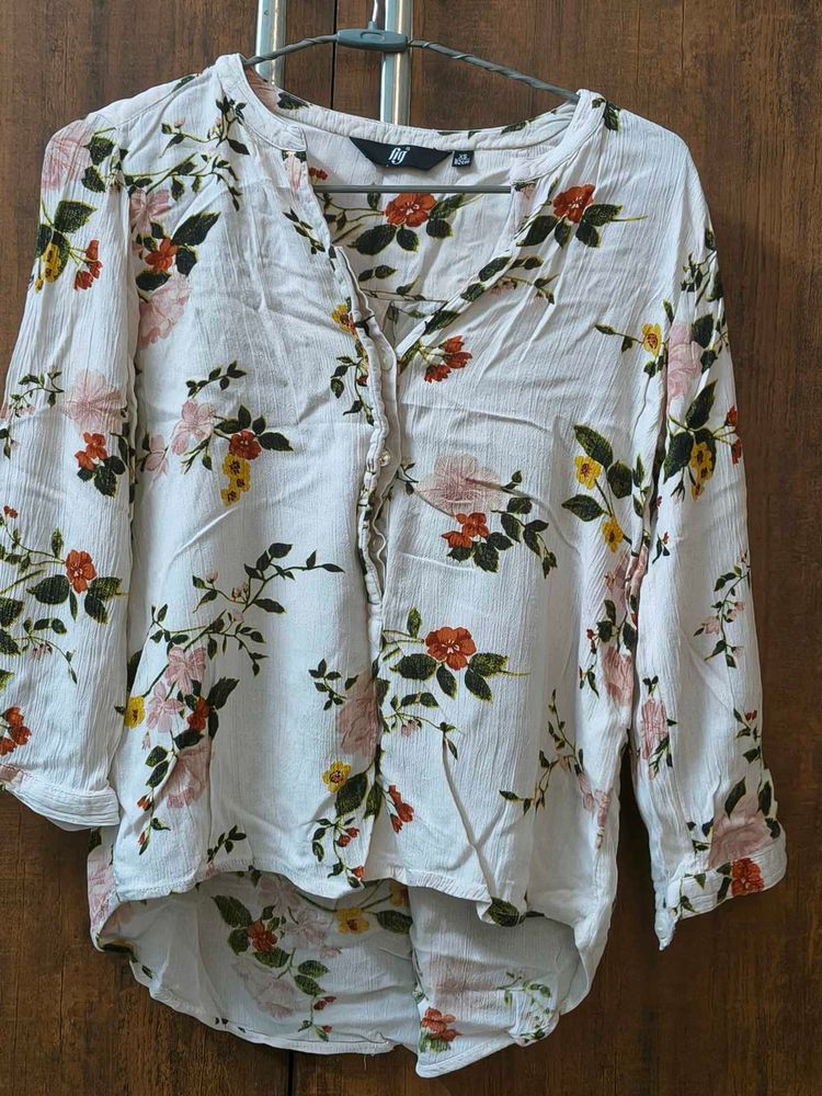 Floral Print Button-Up Blouse