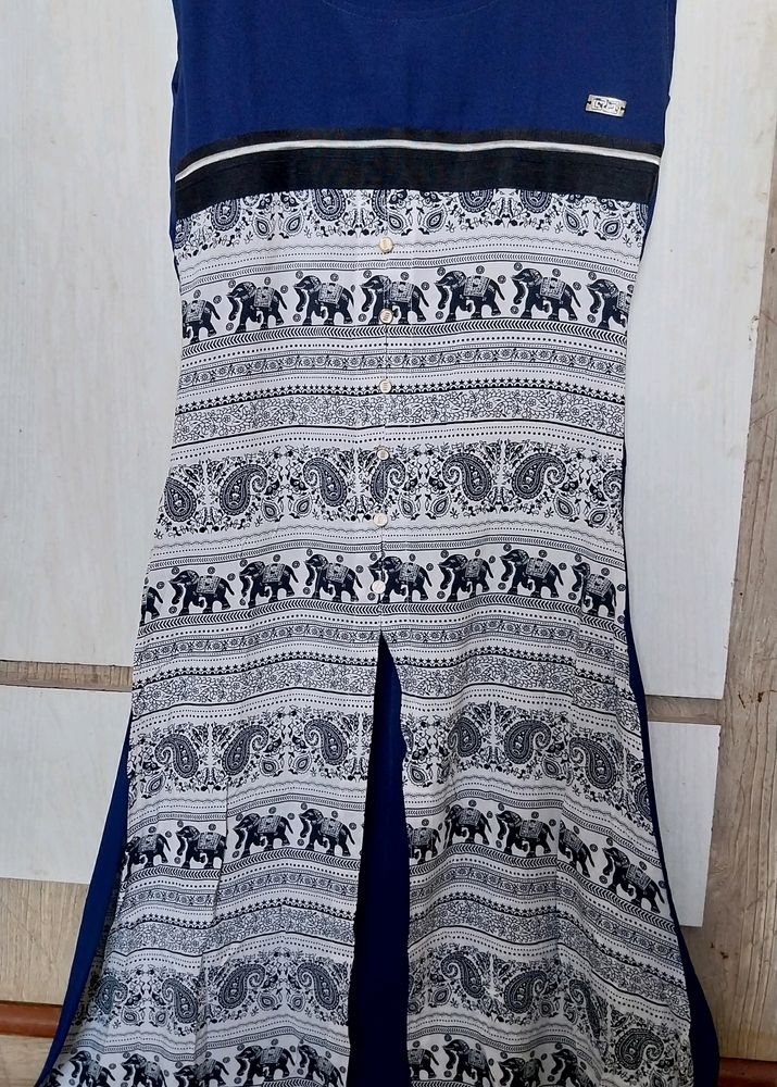 Women 3 Cut Jean's Long Top
