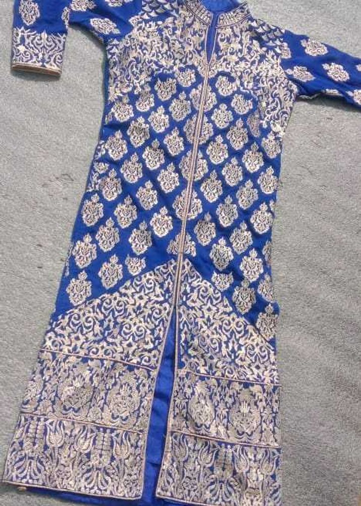 Royal Blue Embroidered Kurta with dupatta