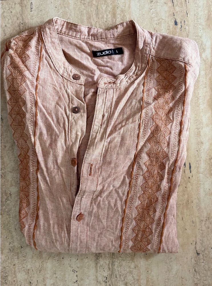 Men's Embroidered Kurta