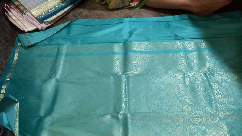 Teal &amp; Gold Saree