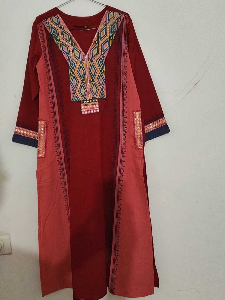 Maroon Embroidered Kurta pant