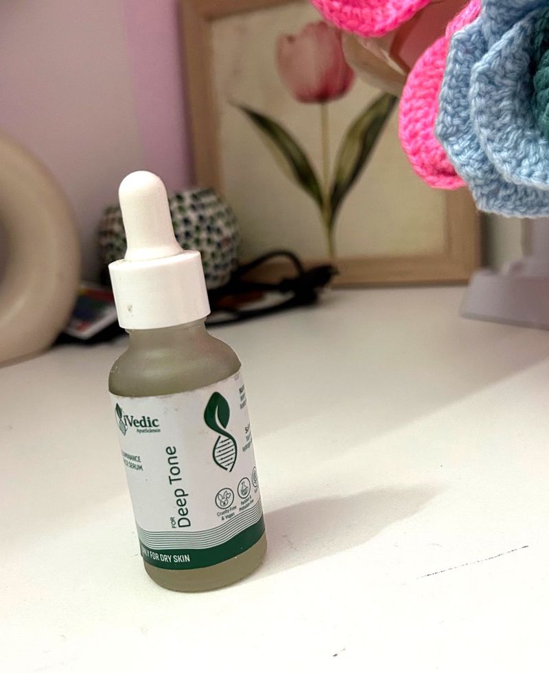 ivedic Deep Tone Illuminace Serum | For Dry Skin