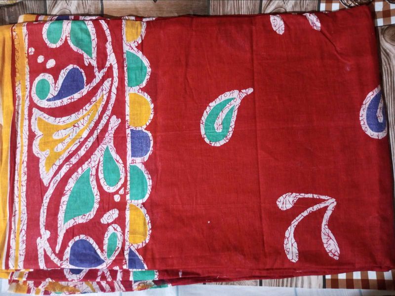 Vibrant Red Cotton Saree with Paisley Print