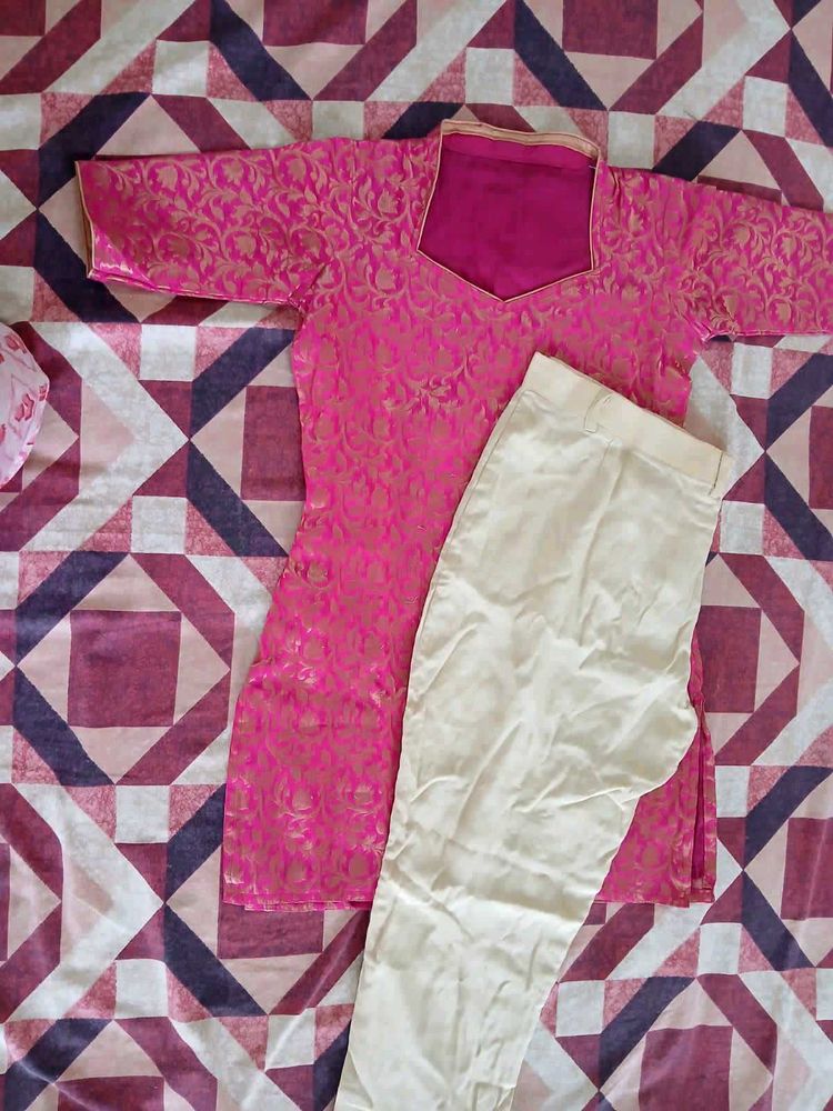 Kurta &amp; Pants Set