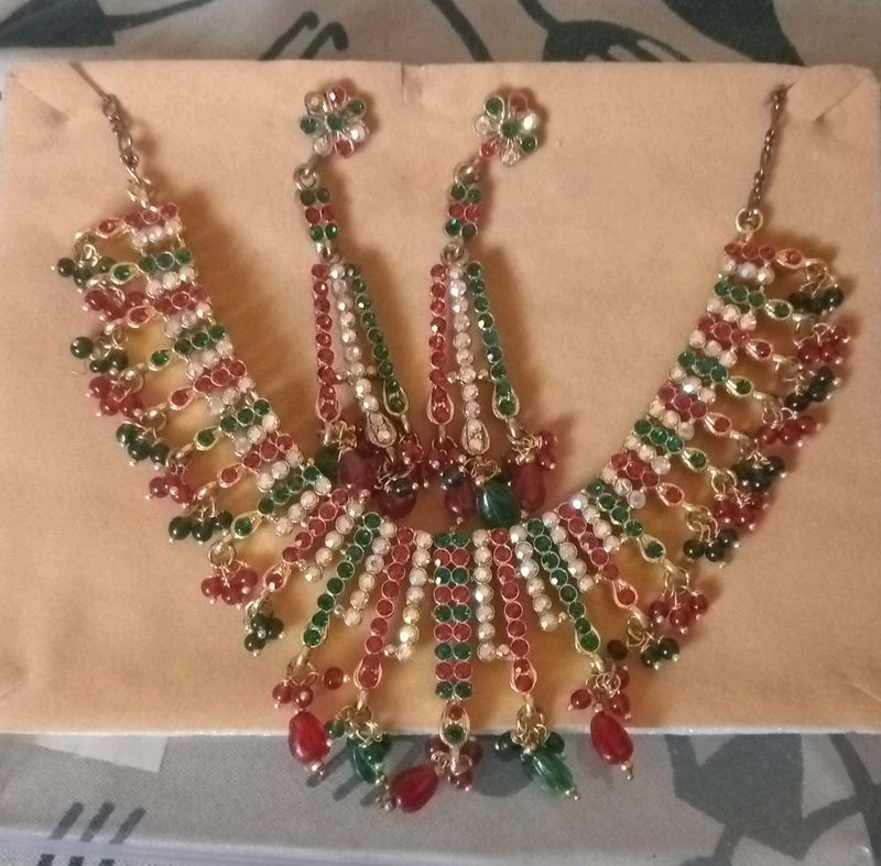 Imitation Jewellery Dimand Set