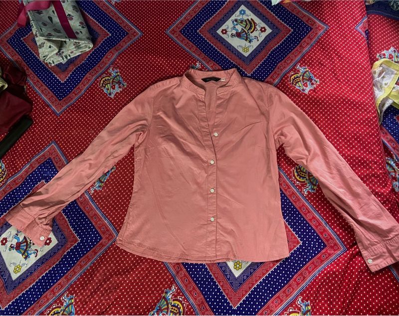 fitted shirt