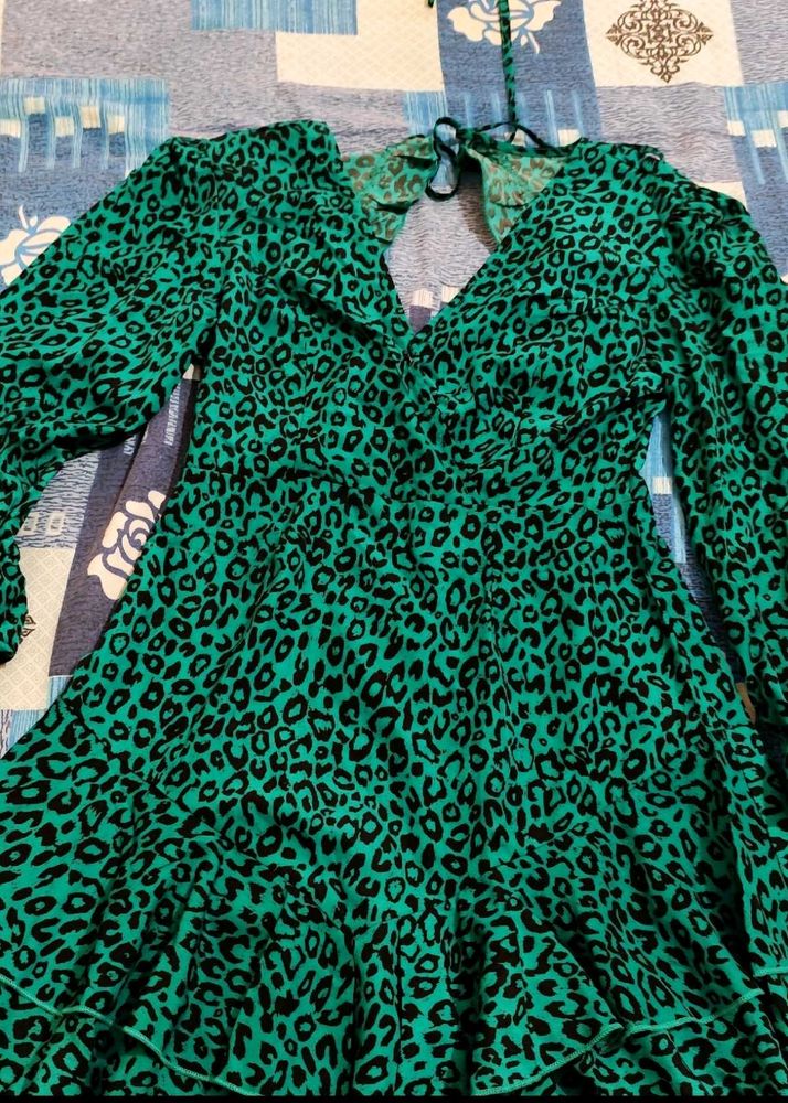Shein Beautiful Dress Green Tiger Print