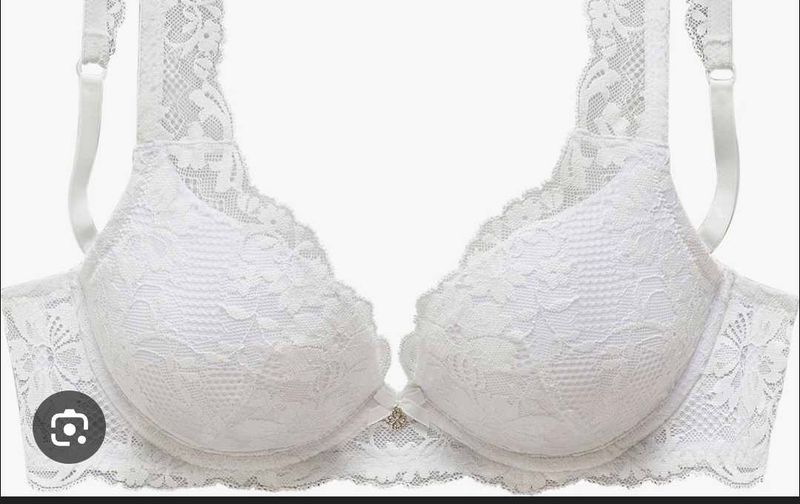 Elegant White Lace Bra with brief 👍