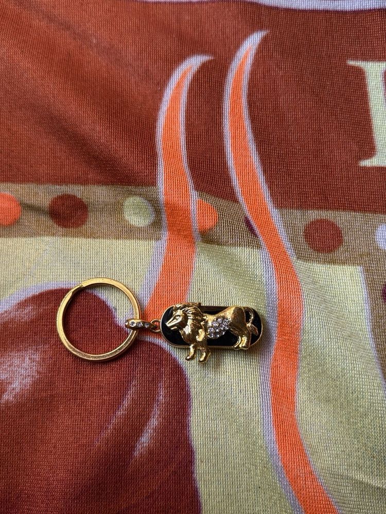 Lion Keychain with Pendrive
